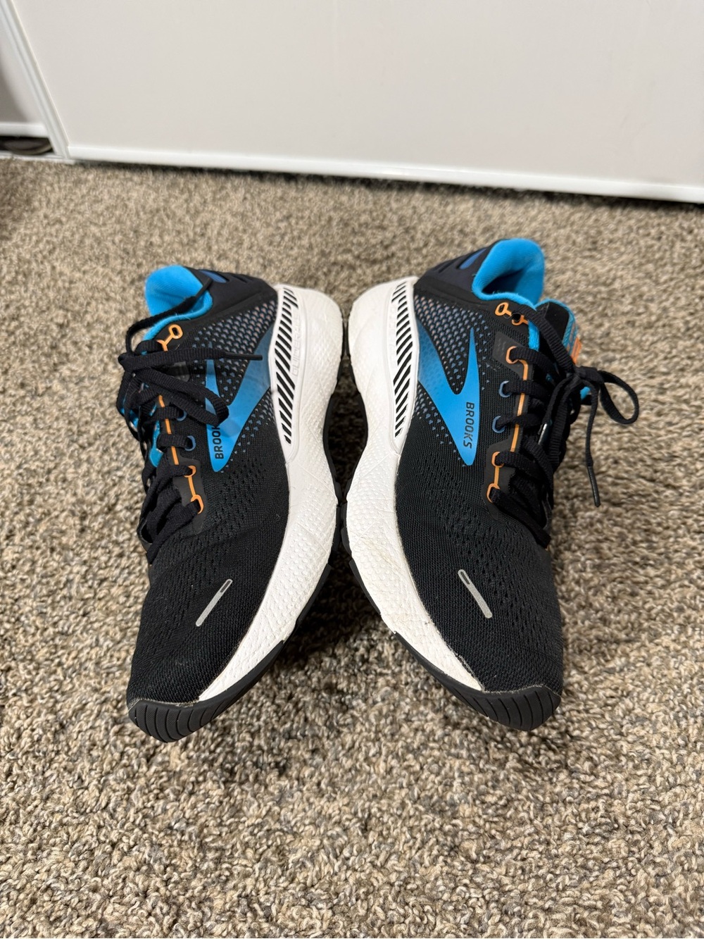 Brooks Men’s Adrenaline 22 GTS Running Shoes - Black with Blue and Orange - Picture 3 of 6